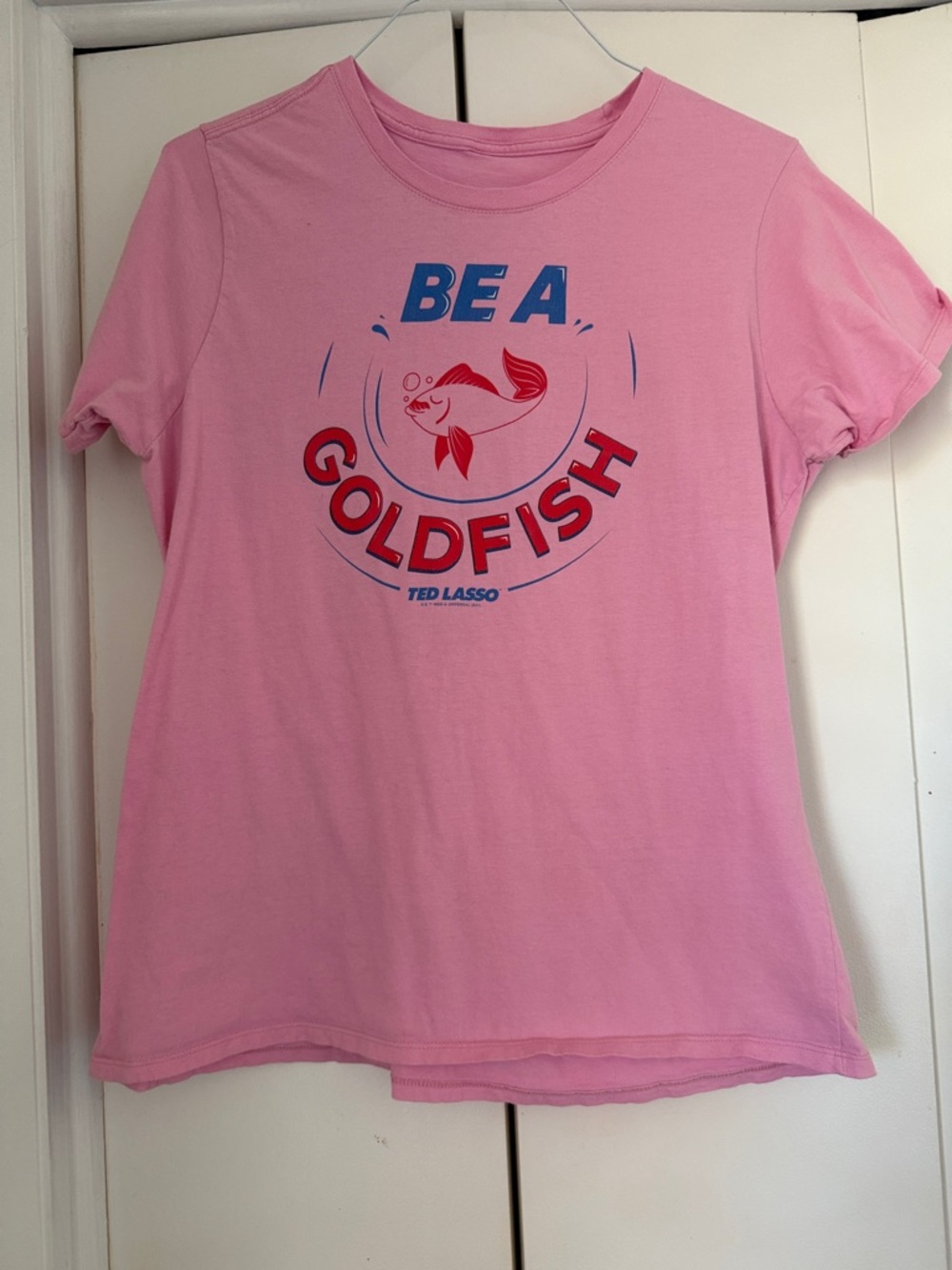 Ted Lasso Pink "Be a Goldfish" Graphic Tee - Pink